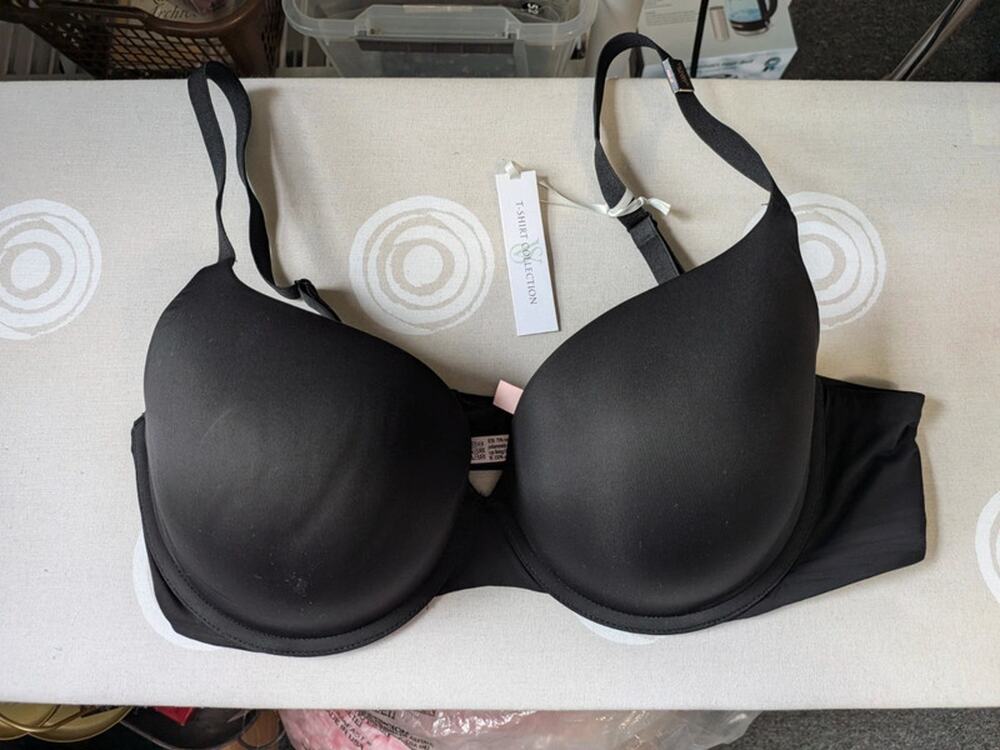 NWT Victoria’s Secret T-Shirt Push-Up Bra 40C Black Smooth Full Coverage